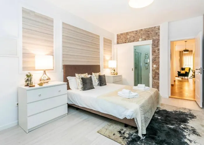 Sao Bento 1 Bedroom Garden Apartment